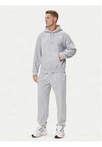 The North Face Spodnie dresowe Essential NF0A8C1F Szary Relaxed Fit. Kolor: szary. Materiał: bawełna #4