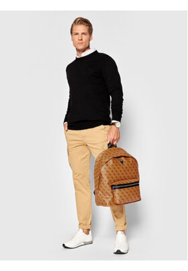 Guess Plecak Vezzola HMVZLA P2310 Brązowy. Kolor: brązowy. Materiał: skóra