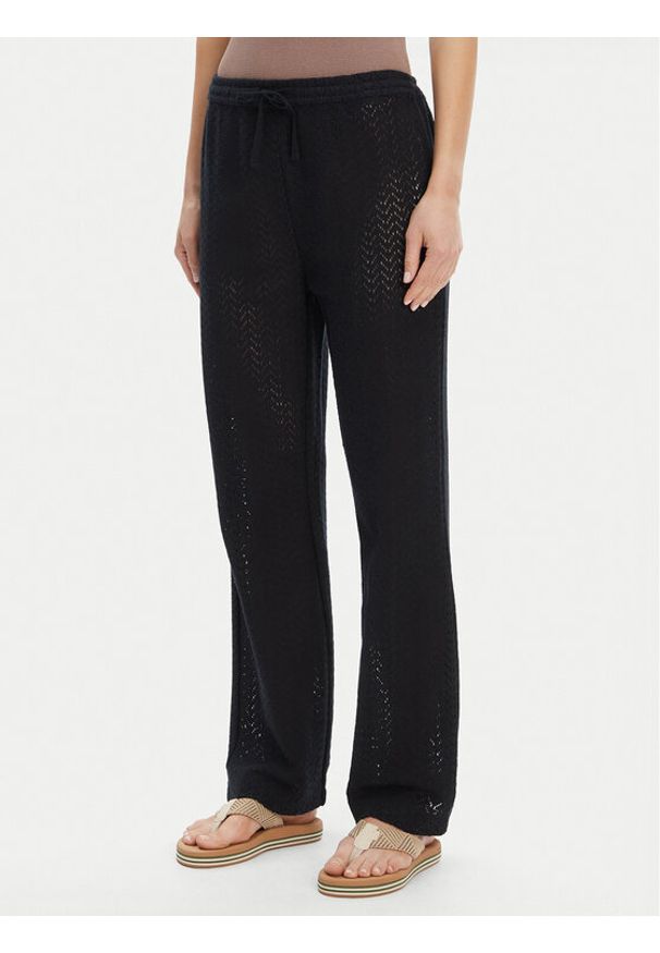 Roxy Spodnie materiałowe ERJX603437 Czarny Regular Fit. Kolor: czarny. Materiał: bawełna