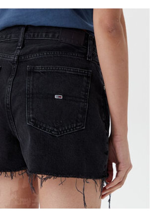Tommy Jeans Szorty jeansowe DW0DW20097 Czarny Regular Fit. Kolor: czarny. Materiał: bawełna