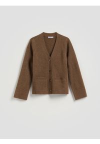 Reserved - Kardigan z kieszeniami - brązowy. Kolor: brązowy. Materiał: dzianina, wełna #1