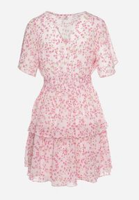 Born2be - Różowa Rozkloszowana Sukienka z Ozdobnymi Marszczeniami i Gumką w Talii i Falbankami Mennata. Typ kołnierza: kołnierz z falbankami. Kolor: różowy. Długość rękawa: krótki rękaw. Styl: klasyczny #5