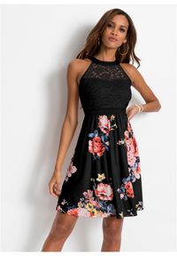 bonprix - Sukienka z dżerseju z koronką. Kolor: czarny. Materiał: jersey, koronka. Wzór: koronka #1