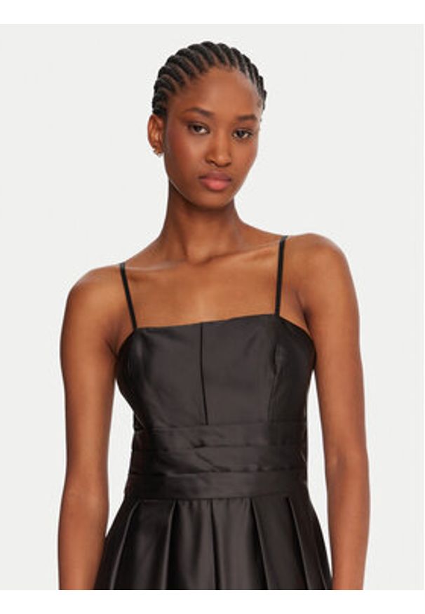 Rinascimento Sukienka wieczorowa CFC0020046002 Czarny Slim Fit. Kolor: czarny. Materiał: syntetyk. Styl: wizytowy