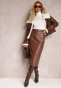 Renee - Brązowa Spódnica Midi z Imitacji Skóry Paskiem i Kieszeniami Cargo Edvardisa. Kolor: brązowy. Materiał: skóra #1