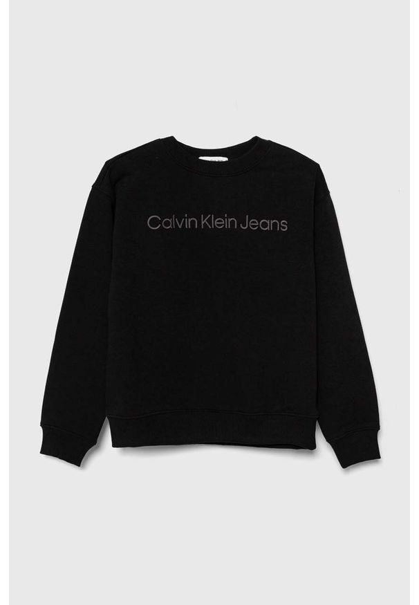 Calvin Klein Jeans bluza dziecięca kolor czarny z aplikacją. Kolor: czarny. Materiał: bawełna, prążkowany. Wzór: aplikacja