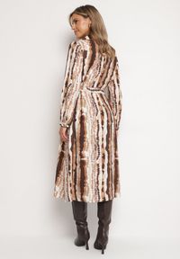 Born2be - Brązowa Wiskozowa Sukienka Koszulowa Wiązana Paskiem Ellariah. Okazja: na co dzień. Typ kołnierza: dekolt w kształcie V. Kolor: brązowy. Materiał: wiskoza. Wzór: aplikacja. Typ sukienki: koszulowe. Styl: casual, elegancki #3