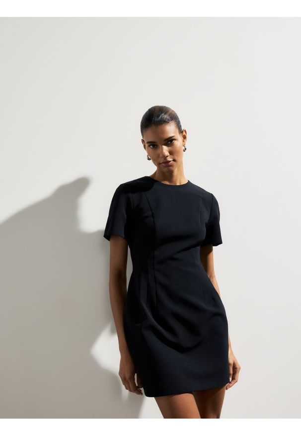 Reserved - Sukienka mini - czarny. Kolor: czarny. Materiał: tkanina, bawełna. Długość: mini