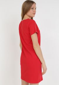 Born2be - Czerwona Sukienka Apheilise. Kolor: czerwony. Długość rękawa: krótki rękaw. Wzór: kolorowy, bez wzorów. Typ sukienki: proste. Długość: mini #5