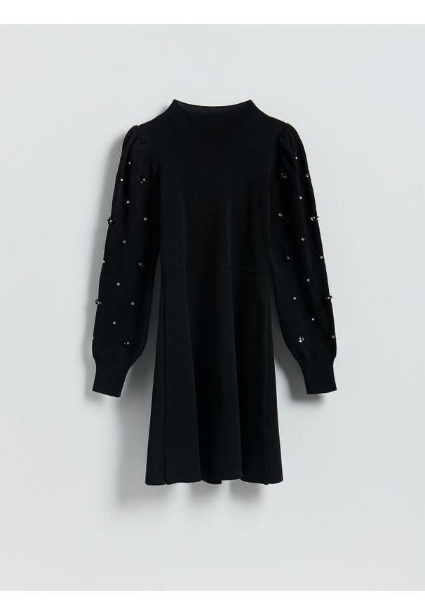 Reserved - Dzianinowa sukienka - czarny. Kolor: czarny. Materiał: dzianina. Wzór: gładki. Typ sukienki: proste