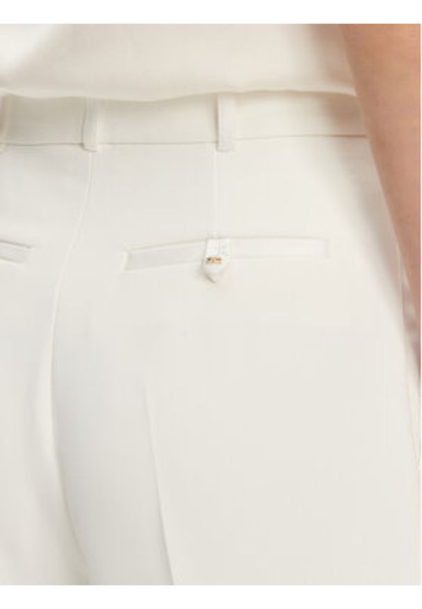 Elisabetta Franchi Spodnie materiałowe PA-081-51E2-V360 Biały Regular Fit. Kolor: biały. Materiał: syntetyk