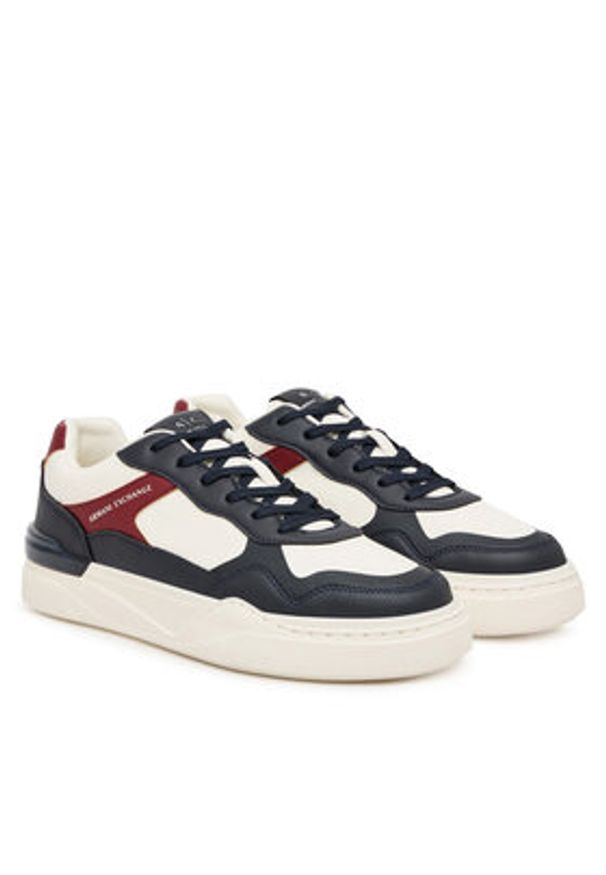 Armani Exchange Sneakersy XUX219 XV857 MZ266 Biały. Kolor: biały. Materiał: skóra