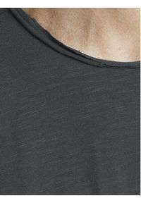 Jack & Jones - Jack&Jones T-Shirt Basher 12182498 Szary Regular Fit. Kolor: szary. Materiał: bawełna #6