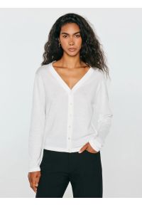 Big-Star - kardigan damski biały camiliana 100. Okazja: na co dzień. Kolor: biały. Materiał: bawełna, wiskoza. Styl: casual, klasyczny #1