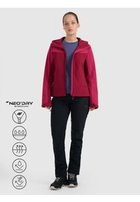 4f - 4F Kurtka softshell wiatroodporna membrana 8000 damska - czerwona M. Kolor: czerwony. Materiał: softshell. Technologia: Primaloft. Sport: turystyka piesza, wspinaczka #2