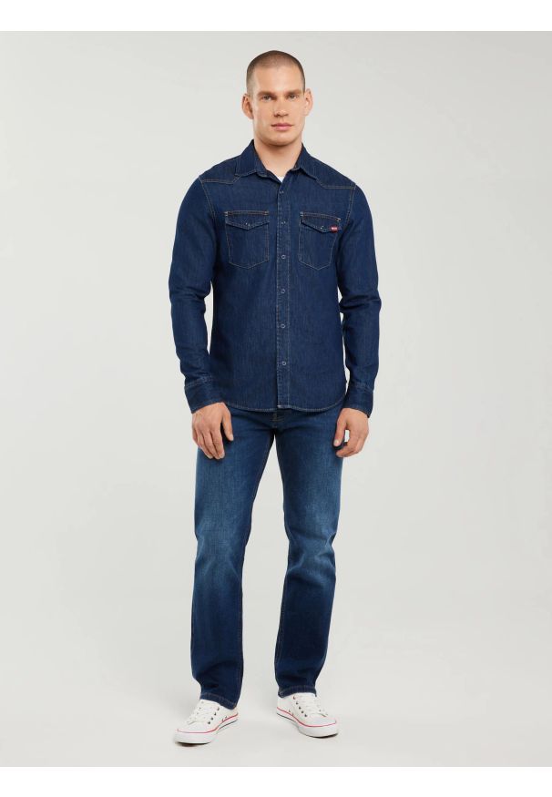 Big-Star - Koszula męska jeansowa granatowa Chuck 761. Kolor: niebieski. Materiał: jeans