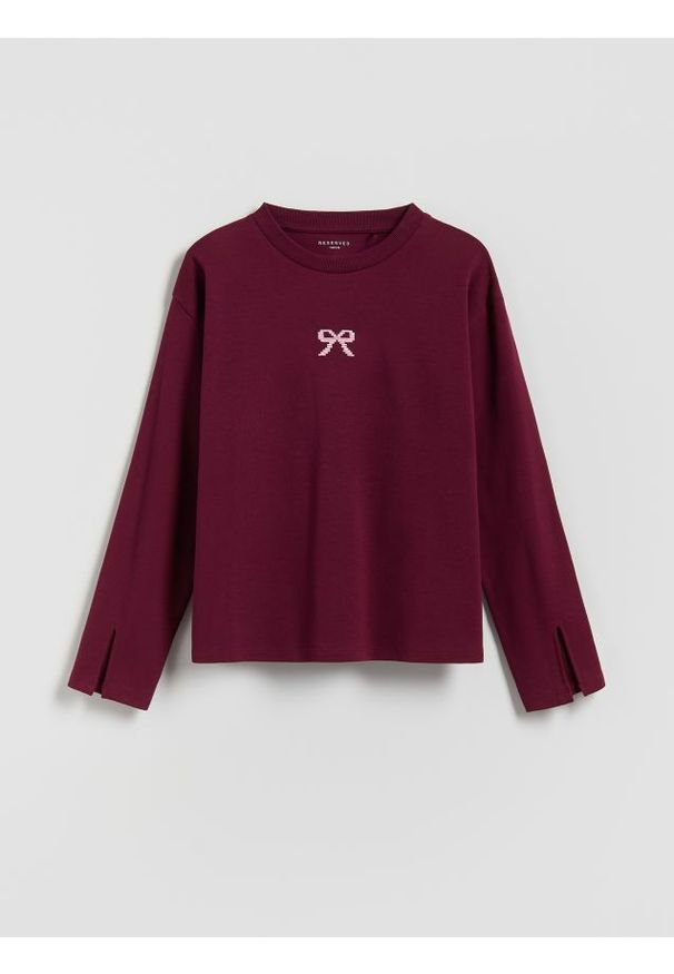 Reserved - Koszulka z haftem - bordowy. Kolor: czerwony. Materiał: bawełna. Wzór: haft