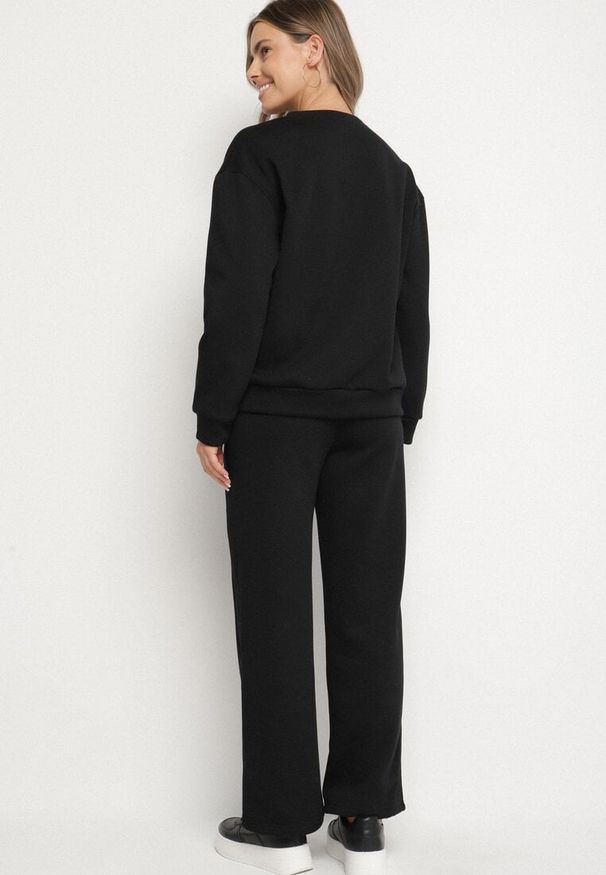 Born2be - Czarny Bawełniany Komplet Dresowy Oversize z Ociepleniem Bluza i Spodnie Cantila. Kolor: czarny. Materiał: bawełna, dresówka. Sport: turystyka piesza