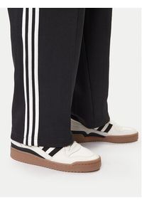 Adidas - adidas Spodnie dresowe adicolor Spacer Track JX1506 Czarny Baggy Fit. Kolor: czarny. Materiał: bawełna. Sport: turystyka piesza #4