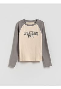 Reserved - Koszulka z nadrukiem - kremowy. Kolor: kremowy. Materiał: bawełna. Wzór: nadruk