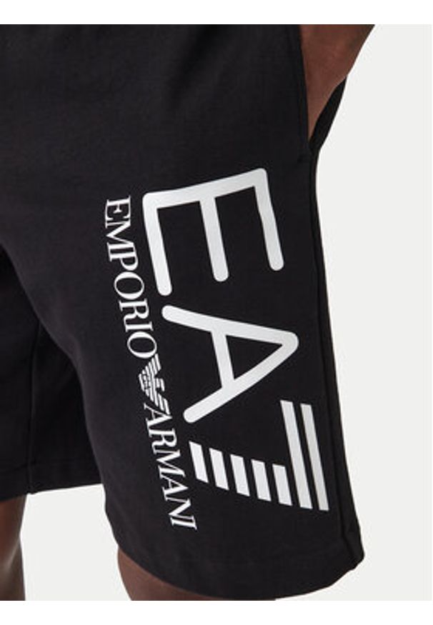 EA7 Emporio Armani Szorty sportowe 7M001414 AF22266 UC001 Czarny Regular Fit. Kolor: czarny. Materiał: bawełna. Styl: sportowy