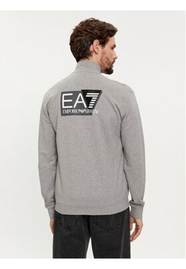 EA7 Emporio Armani Bluza 3DPM61 PJ05Z 3905 Szary Regular Fit. Kolor: szary. Materiał: bawełna