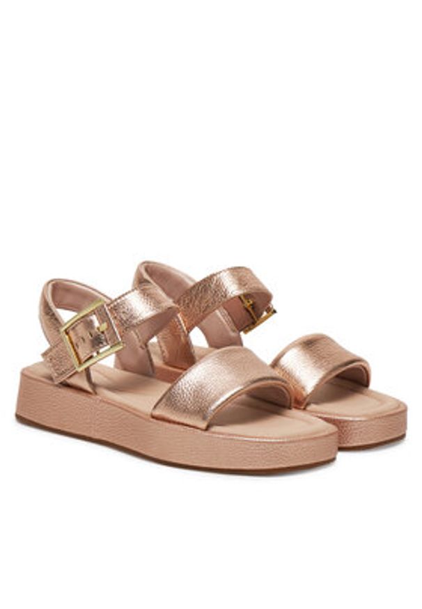 Clarks Sandały Alda Strap 26181223 Złoty. Kolor: złoty. Materiał: skóra