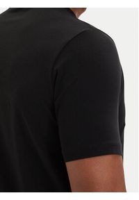 Karl Lagerfeld - KARL LAGERFELD T-Shirt 755044 562221 Czarny Regular Fit. Typ kołnierza: dekolt w karo. Kolor: czarny. Materiał: bawełna #5