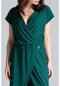Lenitif - Długa asymetryczna sukienka na gumce kopertowy dekolt zielona. Typ kołnierza: dekolt kopertowy. Kolor: zielony. Typ sukienki: asymetryczne, kopertowe. Długość: maxi #4