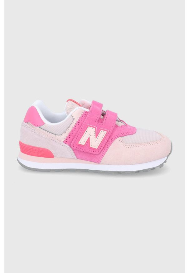 New Balance Buty dziecięce PV574WM1 kolor różowy. Nosek buta: okrągły. Zapięcie: rzepy. Kolor: różowy. Materiał: guma. Model: New Balance 574