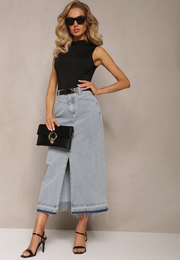Renee - Jasnoniebieska Ołówkowa Spódnica Jeansowa z Paskiem w Komplecie Olvane. Kolor: niebieski. Materiał: jeans