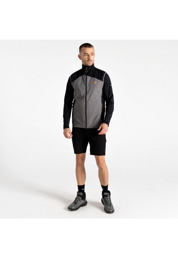 DARE 2B - Kamizelka turystyczna męska Latitudinal. Kolor: czarny. Materiał: tkanina, poliester. Sezon: zima. Sport: narciarstwo