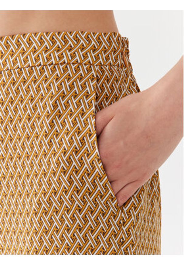 MICHAEL Michael Kors Spodnie materiałowe MF330K0AR4 Żółty Relaxed Fit. Kolor: żółty. Materiał: jedwab, wiskoza