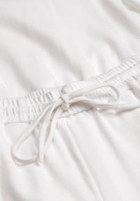 Born2be - Biały Komplet Bawełniany Spodnie Szerokie ze Sznurkiem w Pasie i Bluza ze Ściągaczami Urionne. Kolor: biały. Materiał: bawełna #8