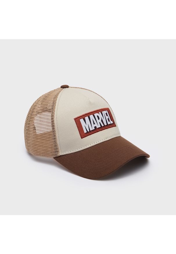 House - Czapka z daszkiem trucker hat Marvel - Beżowy. Kolor: beżowy. Wzór: motyw z bajki
