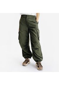 Decathlon - Spodnie cargo damskie. Kolor: brązowy, zielony, wielokolorowy. Materiał: poliamid, materiał