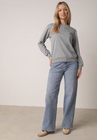 Born2be - Szara Bluza z Bawełną Ozdobiona Ściągaczami Hilani. Okazja: na spacer, na co dzień. Kolor: szary. Materiał: bawełna. Wzór: aplikacja. Styl: casual, elegancki, klasyczny #7