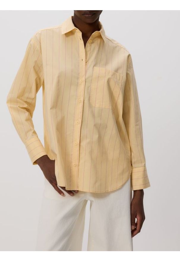 Reserved - Koszula w paski - jasnożółty. Kolor: żółty. Materiał: bawełna, tkanina. Wzór: paski