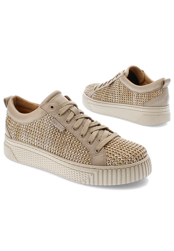 Beżowe Sneakersy Nessi Modne Obuwie Damskie. Okazja: na co dzień. Kolor: beżowy. Materiał: materiał