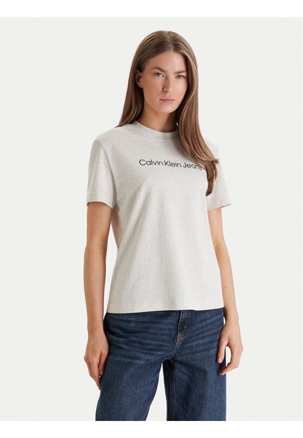 Calvin Klein Jeans T-Shirt LV047C912G Beżowy Regular Fit. Kolor: beżowy. Materiał: bawełna