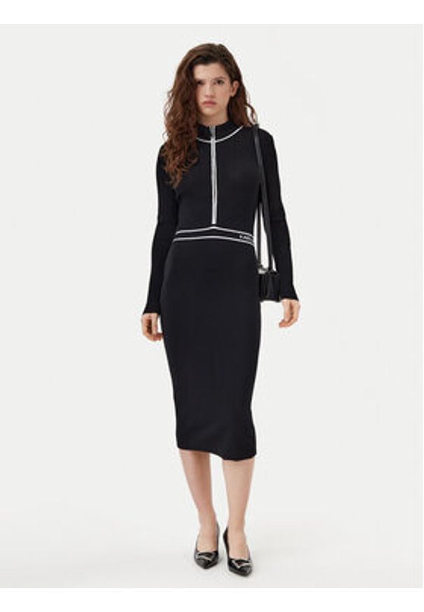 Karl Lagerfeld - KARL LAGERFELD Sukienka dzianinowa A1W13027 Czarny Slim Fit. Typ kołnierza: dekolt w karo. Kolor: czarny. Materiał: wiskoza