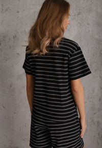 Renee - Czarny T-shirt z Bawełny Ozdobiony Poziomymi Paskami Nautida. Okazja: na co dzień. Kolor: czarny. Materiał: bawełna. Wzór: aplikacja. Styl: casual #5