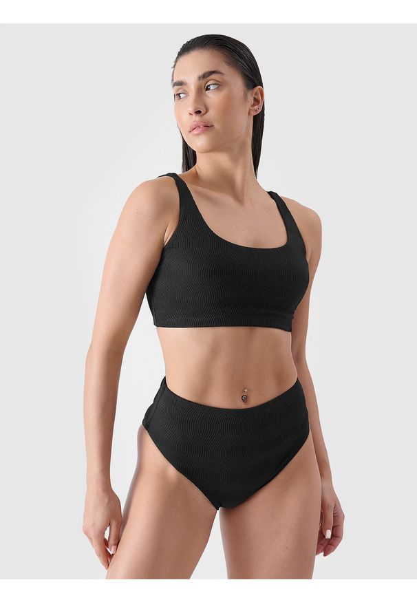 4f - 4F Dół od bikini damski - czarny M. Stan: podwyższony. Kolor: czarny. Materiał: materiał, syntetyk, elastan. Wzór: jednolity