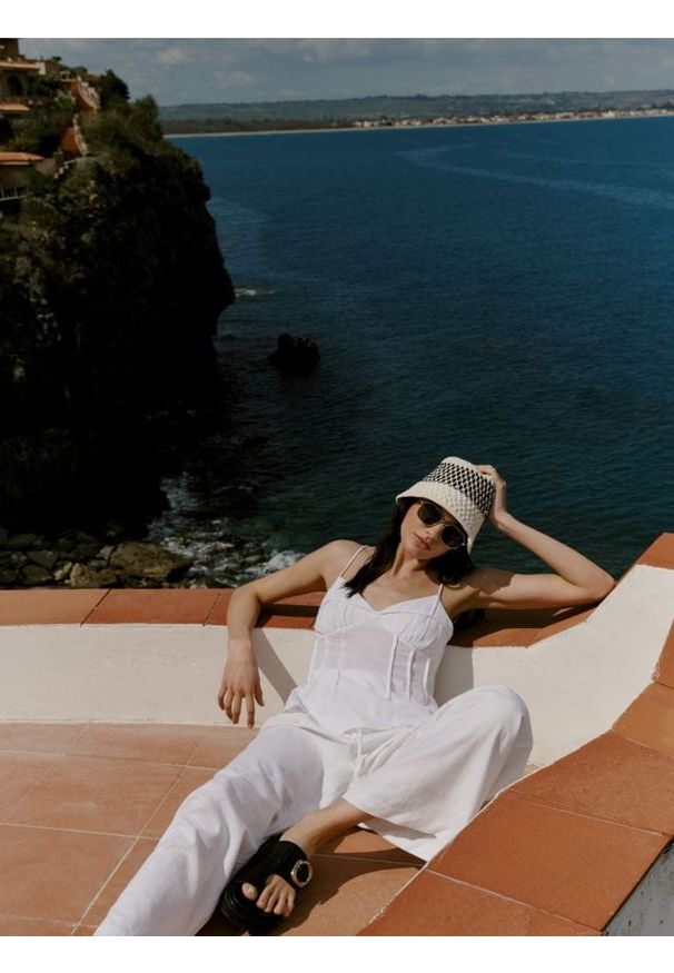 Reserved - Szerokie spodnie z zakładkami i lnem - złamana biel. Materiał: len