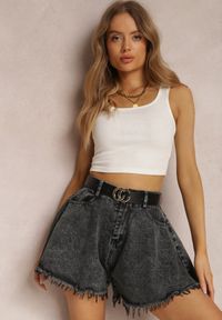 Renee - Czarne Szorty Eleda. Stan: podwyższony. Kolor: czarny. Materiał: jeans. Styl: klasyczny