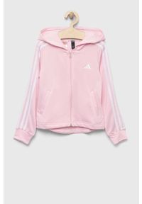 Adidas - adidas bluza dziecięca kolor różowy z kapturem z aplikacją. Typ kołnierza: kaptur. Kolor: różowy. Materiał: włókno, materiał. Długość: długie. Wzór: aplikacja #1