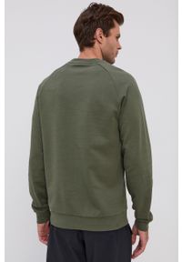 Peak Performance Bluza bawełniana męska kolor zielony gładka. Okazja: na co dzień. Kolor: zielony. Materiał: bawełna. Długość rękawa: raglanowy rękaw. Wzór: gładki, aplikacja. Styl: casual #3