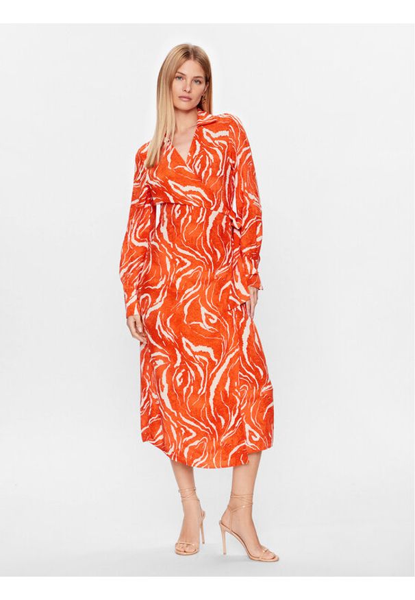 Selected Femme Sukienka 16089030 Pomarańczowy Regular Fit. Kolor: pomarańczowy. Materiał: wiskoza