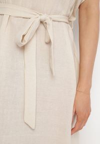 Born2be - Beżowa Sukienka z Wiskozy o Koszulowym Kroju z Wiązanym Paskiem Danisna. Okazja: na co dzień. Kolor: beżowy. Materiał: wiskoza. Długość rękawa: krótki rękaw. Wzór: aplikacja. Typ sukienki: koszulowe. Styl: klasyczny, casual, elegancki. Długość: midi #3