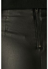 Vila - Spodnie Commit. Kolor: czarny. Materiał: materiał #2